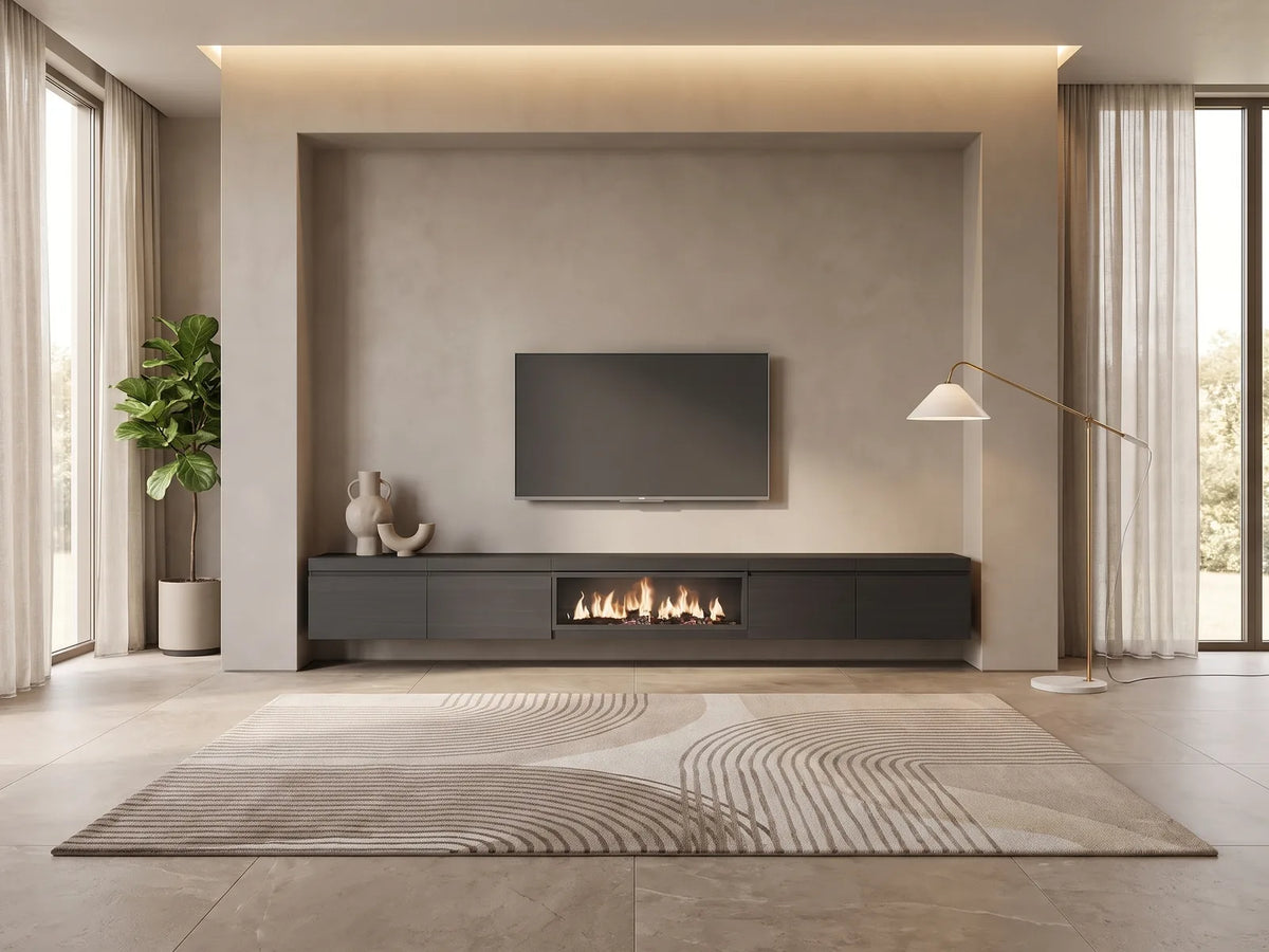 Meuble TV Suspendu Noir avec Cheminée Électrique 368 cm SKRAUT HOME dans un salon moderne lumineux aux tons chauds, vue de face