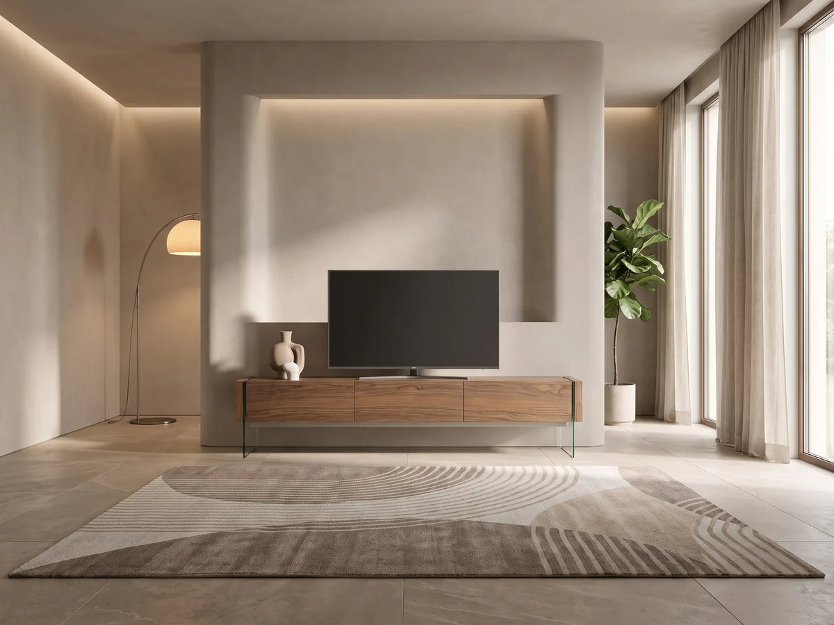 Meuble TV Bas en Noyer et Verre Trempé 188 cm ANGEL dans un salon moderne lumineux aux tons chauds, vue de face
