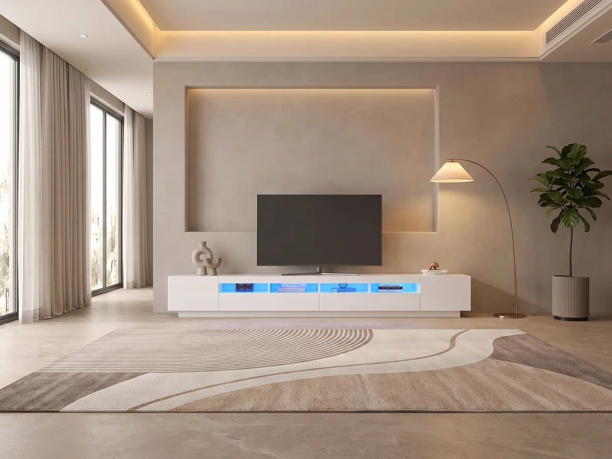 Meuble TV Bas Blanc avec LED et Étagères en Verre 300 cm VIDAXL dans un salon moderne lumineux aux tons chauds, vue de face
