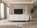 Meuble TV en bois blanc MODERNLUXE dans un salon moderne lumineux aux tons chauds, vue de face