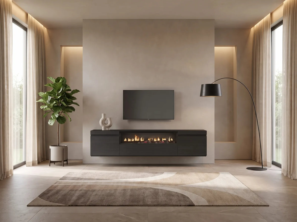 Meuble TV suspendu en bois 203 cm avec LED avec cheminée SKRAUT HOME dans un salon moderne lumineux aux tons chauds, vue de face
